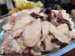 连州果园鸡-威邵鸡煲(西华路总店)