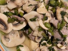 雪菜蘑菇里脊-卤鸭儿(温州路店)