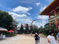 -七彩云南欢乐世界