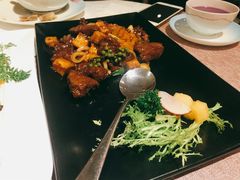 -彩云天云南餐厅