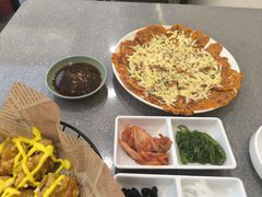 -豚妈妈汤饭·部队锅(南京东路店)