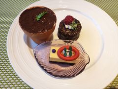 -亮马河饭店翠雅咖啡厅