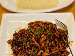 京酱肉丝-乐忻皇朝汇(环贸iapm商场店)