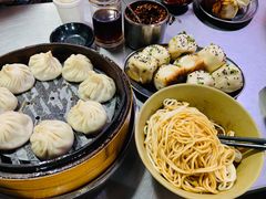 -老上海食惠裡小籠包生煎包
