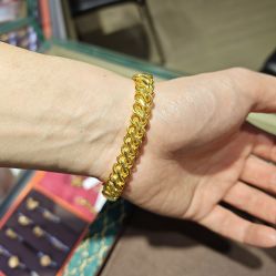 -周生生Chow Sang Sang(元洪店)