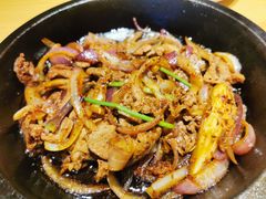 -关东小磨东北菜(上海长风大悦城店)