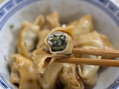 菜肉大馄饨-上海老字号杨梅面条馄饨店(陈家春店)