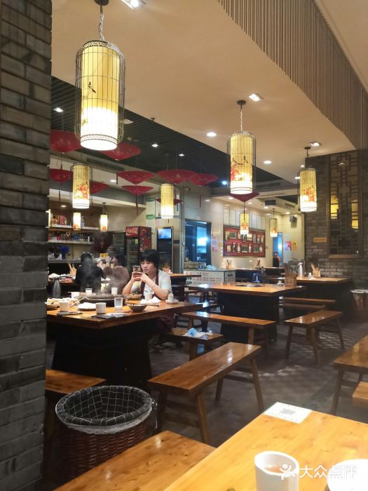 郝富贵火锅大堂图片