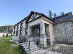 -喀纳斯鸿福生态度假酒店
