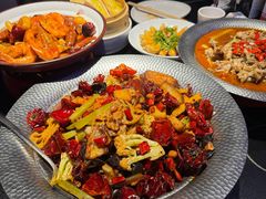 -辣尚瘾·烤鱼·新川菜(牡丹园直营店)