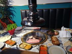 -新百广场(地铁站)