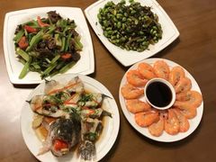 -爱的果实月嫂育婴师(世纪东方店)