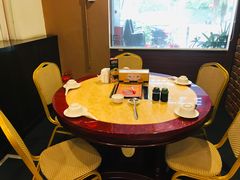 -家乡重庆火锅店