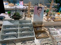 -Trend1881视光·蔡司视觉(领展广场店)