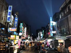 -六合夜市
