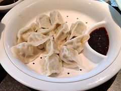 -五谷丰登农家院·地道胶东菜·海鲜烧烤(威海店)