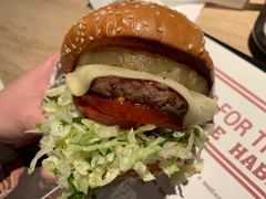 -The Habit Burger Grill 哈比特汉堡(复兴soho店)