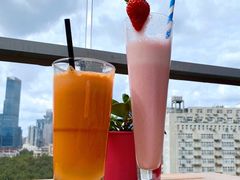 上海姑娘-THE CUT Rooftop顶楼牛排餐吧(环贸iapm店)