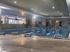-小蓝鲸游泳培训基地(石景山店)