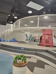-MINI MARS KIDS CLUB亲子家庭中心(长宁天山店)