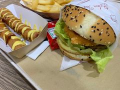 -牛纽塔·牛人堡(群众路店)