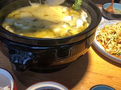 -九锅一堂酸菜鱼(学府凯德店)