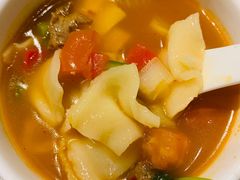 新疆汤面片-巴扎美食·新疆菜·西域歌舞表演餐厅(新疆大厦店)