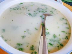 奶汤鱼头-美顺香食府鱼头老店(雪野湖店)