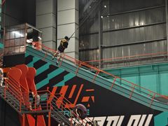 -极限PLAY运动娱乐新世界·团建派对潮玩休闲馆·室内蹦极高空游乐园