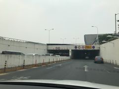 -虹桥火车站-停车场