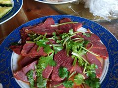 -云河农家乐饭店(福禄缘树山店)