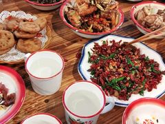 -冶建镜子·老南昌大排档·江西虾王(总店)