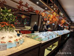 -半岛翡丽海鲜自助餐厅(观风亭店)
