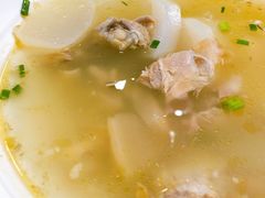 酸萝卜鸭架汤-大東家北京烤鸭·江湖川菜(中元广场店)