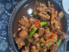 -八两八金·莱芜特色炒鸡(市南漳浦路店)