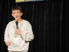 -喜剧部落脱口秀(三里屯工体店)