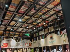 -钟书阁(松江泰晤士小镇店)