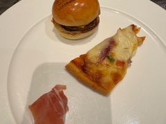 -前海华侨城JW万豪酒店·都会尚膳自助餐厅·熟成牛排海鲜酒水畅飨
