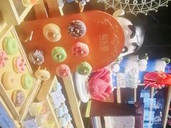 -雍容荟帝王蟹活龙虾展台自助(IFS黑金店)