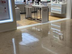 -DIOR迪奥(德基广场女装店)