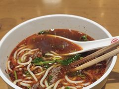 -三千粉牛肉米粉(来客茂店)