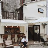 东莞旧城区小河边的独栋古早味老房子咖啡店