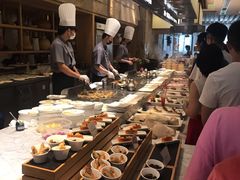 -雍和会海鲜姿造自助(湖东路店)