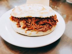 -白翔甜食店