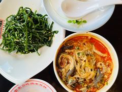 老北京爆肚粉-方砖厂69号炸酱面·烤鸭(前门鲜鱼口店)