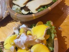 -民食香·腊排骨野生菌美食(木府店)