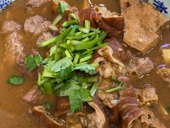 卤煮火烧-门框胡同百年卤煮(新街口店)