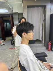 -藤野造型烫发染发