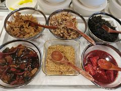 -瑰丽酒店·海吧·天际下午茶·现场DJ·天台酒吧