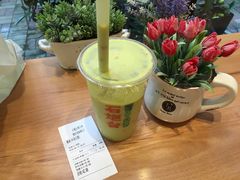 牛油果草莓卡士-石炮台果汁冰(天河店)